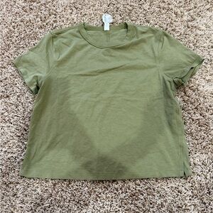 Lululemon Cates T-shirt